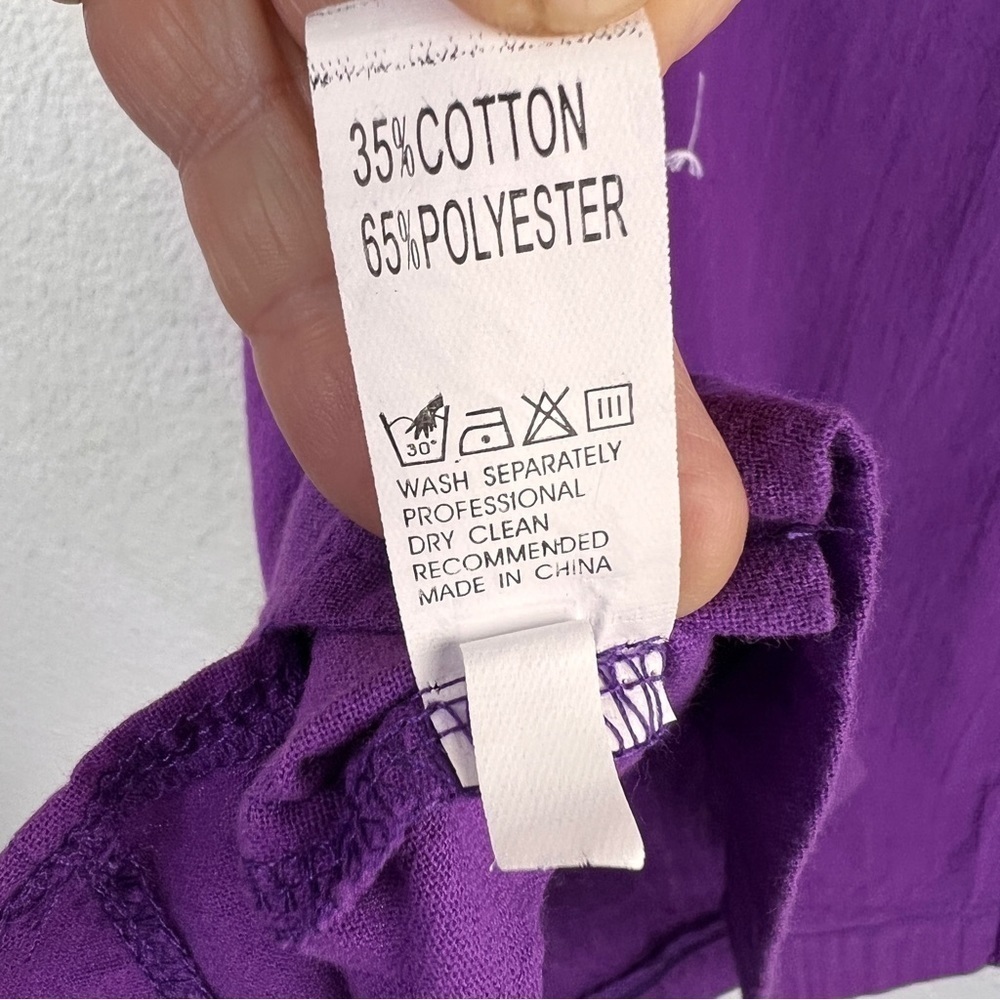 Purple Cotton/polyester pullover top with white dandelion-9 buttons - Picture 4 of 6